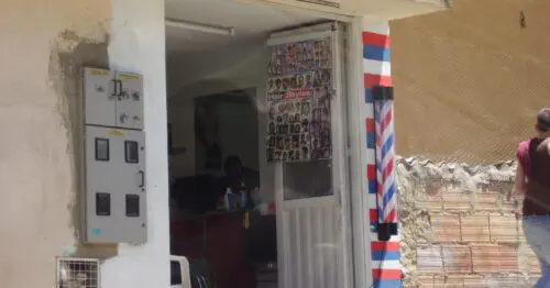 PELUQUERIA CALLE 182C CON 5B PELUQUERIA CALLE 182C CON 5B